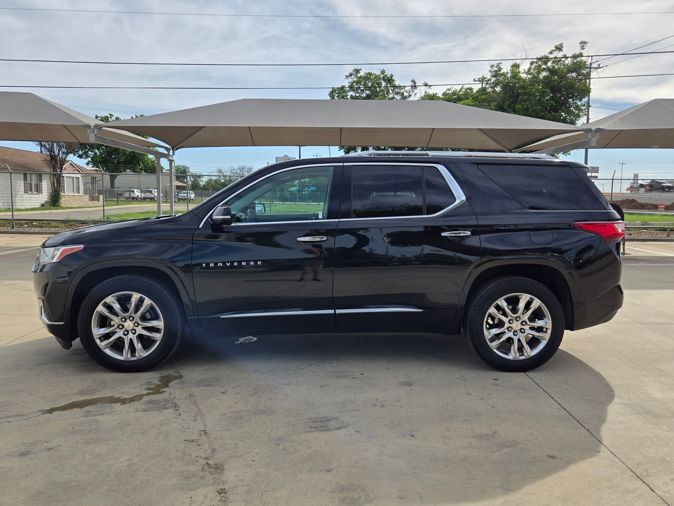 Used 2018 Chevrolet Traverse High Country AWD/4WD image 4