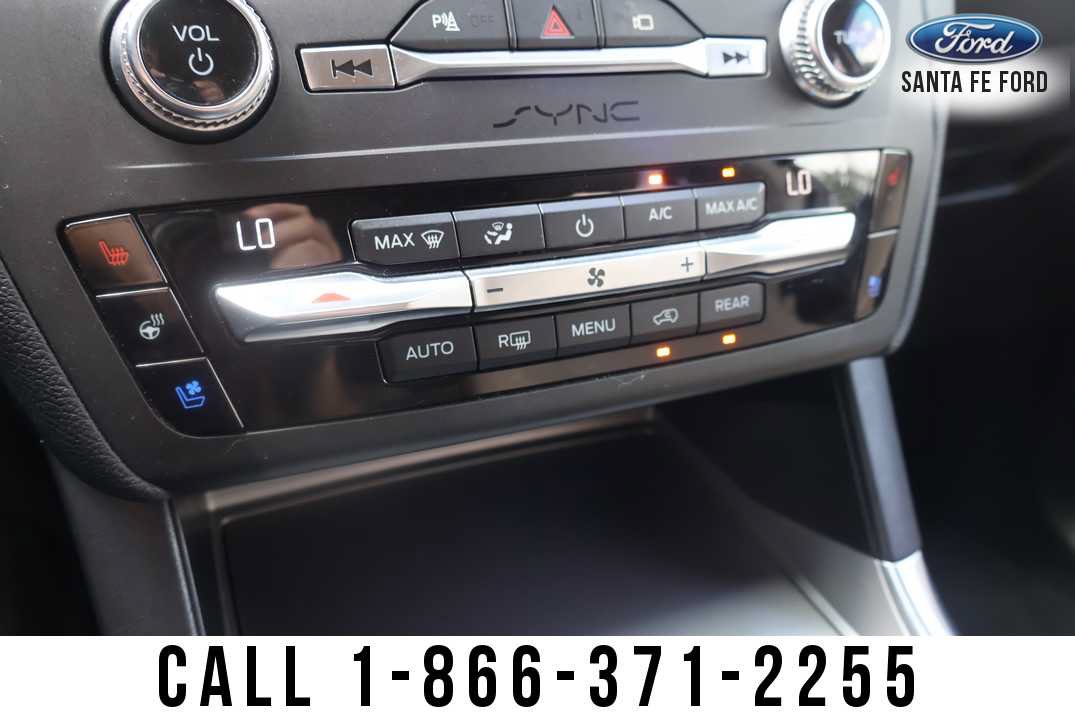 Used 2020 Ford Explorer Limited w/ Class III Trailer Tow Package RWD image 41
