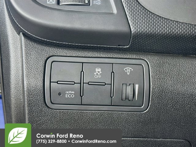 Used 2015 Hyundai Accent GS FWD image 12
