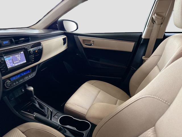 Used 2015 Toyota Corolla LE FWD image 22