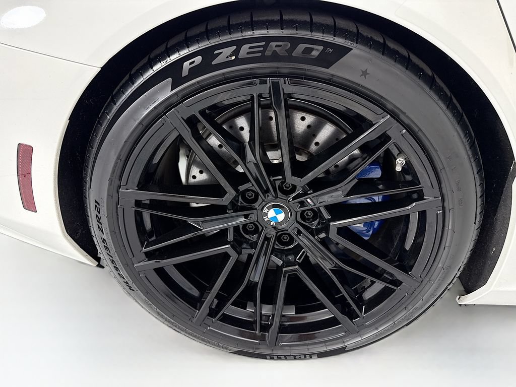 Used 2025 BMW M5 Touring AWD/4WD image 33