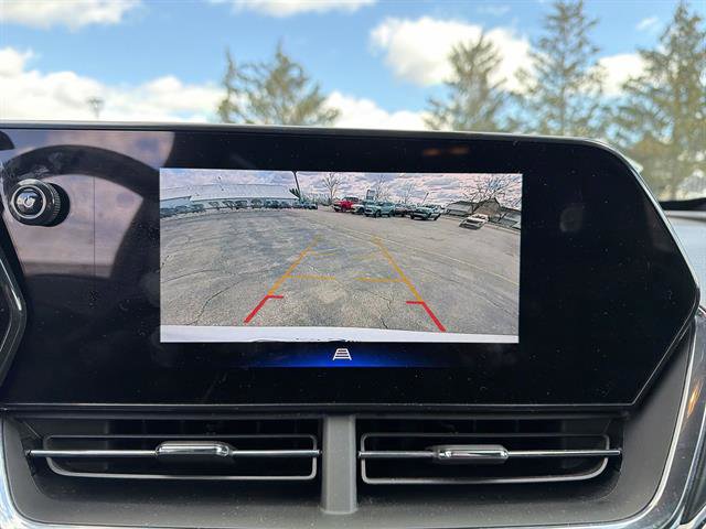 Used 2024 Chevrolet Trax RS image 21