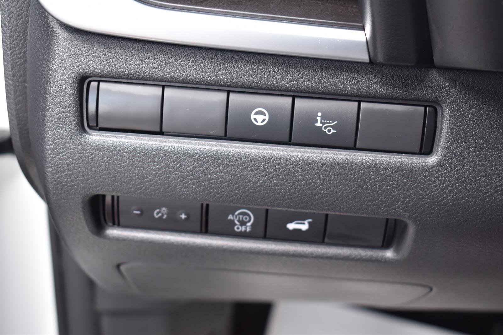 Used 2023 Nissan Rogue Platinum w/ Platinum Premium Package FWD image 50