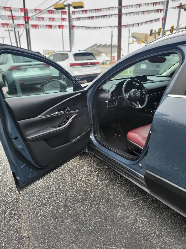 Used 2025 MAZDA CX-30 AWD 2.5 S w/ Preferred Package image 3