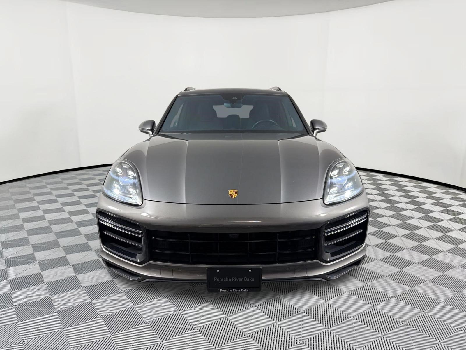 Certified 2020 Porsche Cayenne Turbo AWD/4WD image 6
