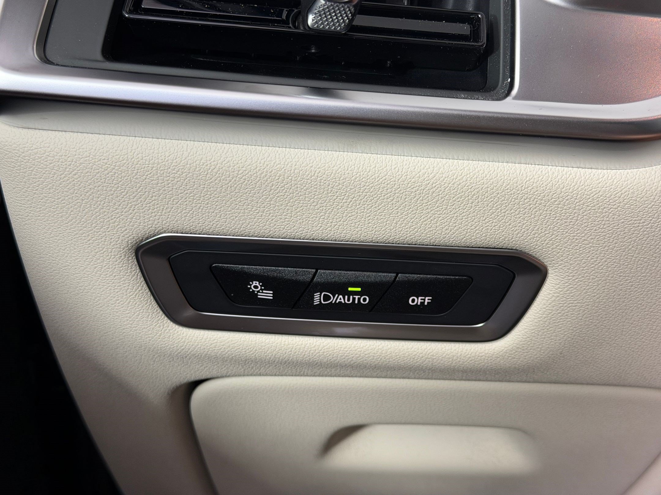 New 2027 BMW X7 M60i AWD/4WD image 19