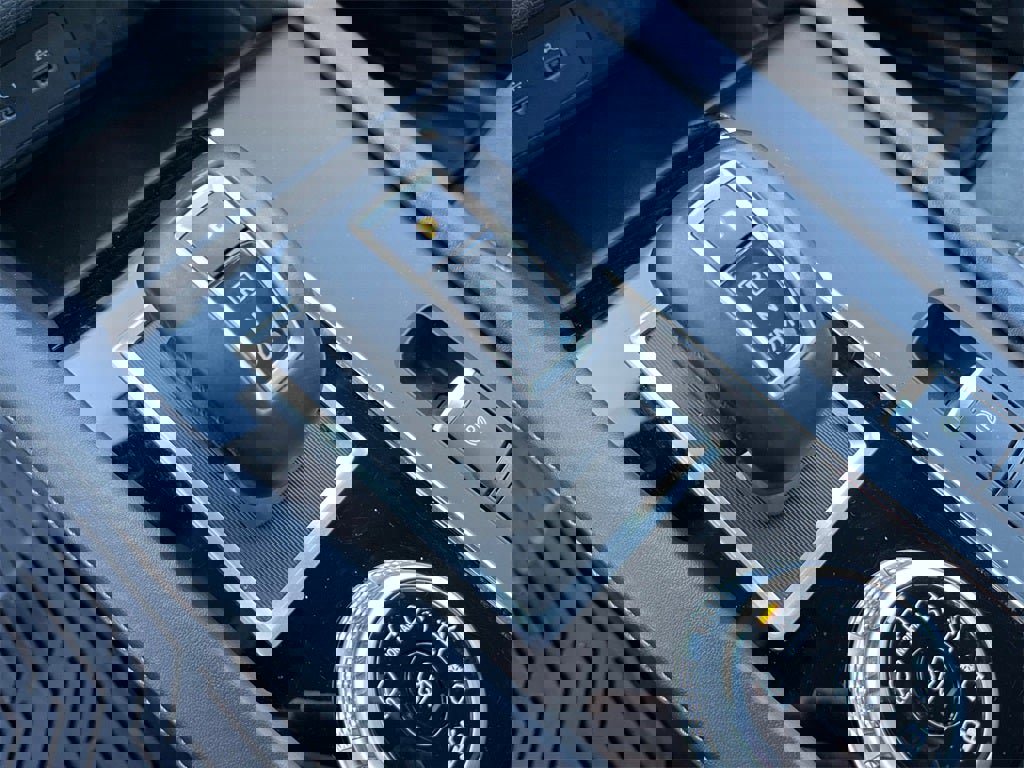 Used 2023 Mitsubishi Outlander SE image 23