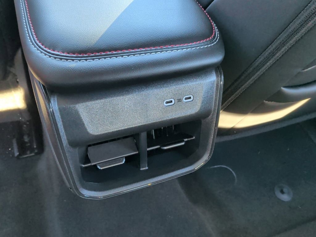 New 2026 Dodge Charger Scat Pack w/ Blacktop Package AWD/4WD image 40