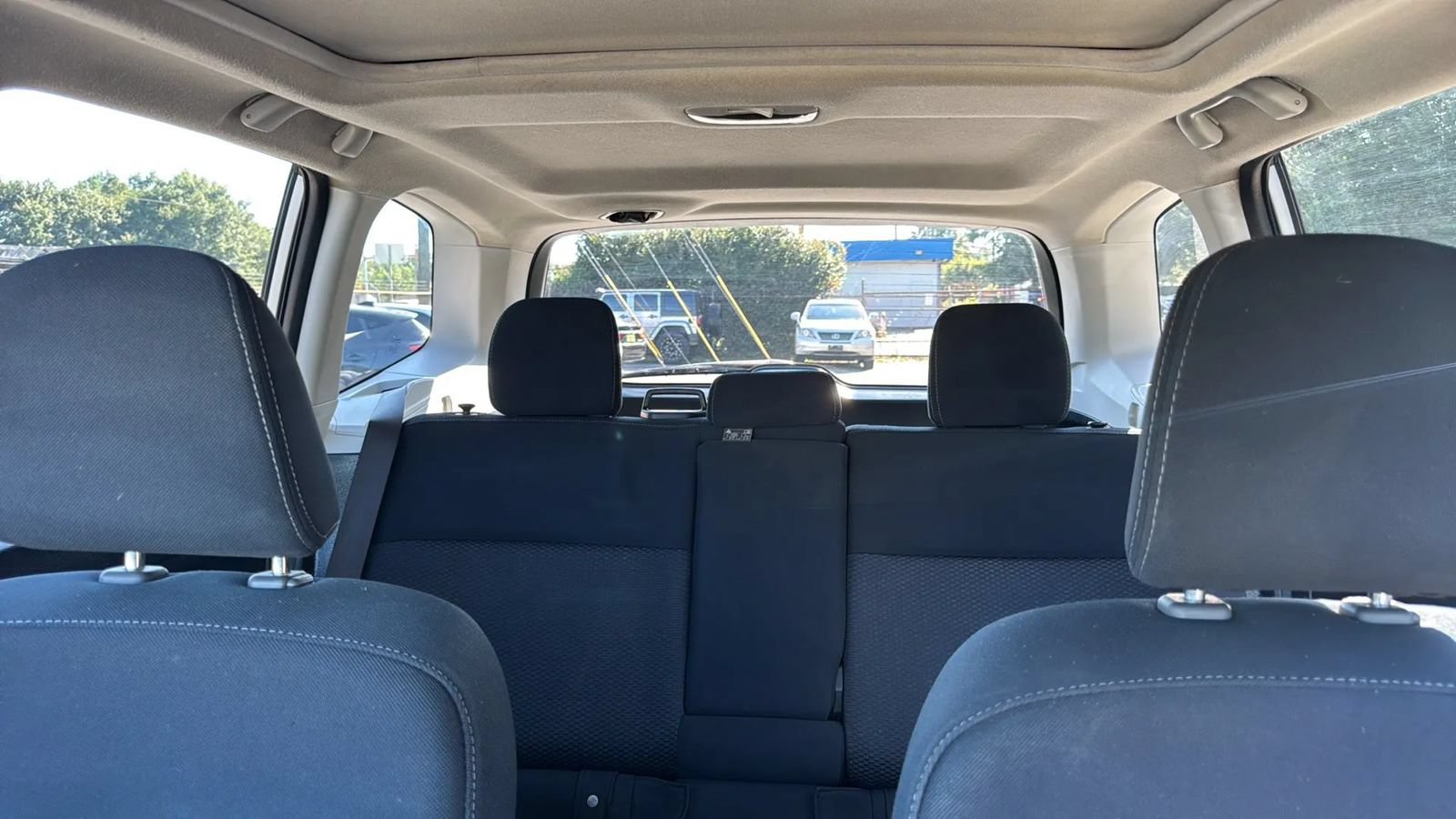 Used 2016 Subaru Forester 2.5i Premium w/ All-Weather Package AWD/4WD image 13