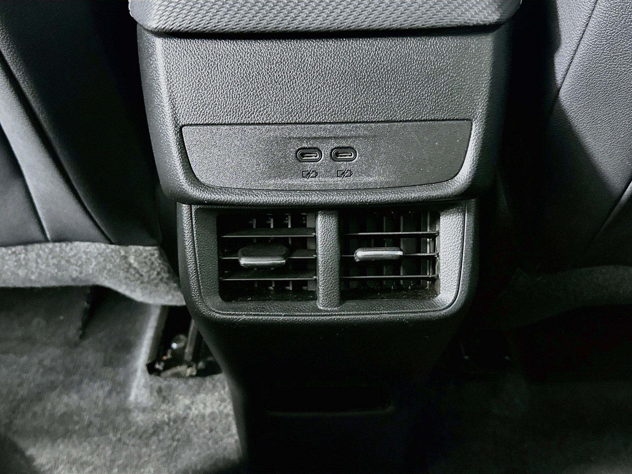 Used 2025 Chevrolet Equinox LT w/ Convenience Package II FWD image 28