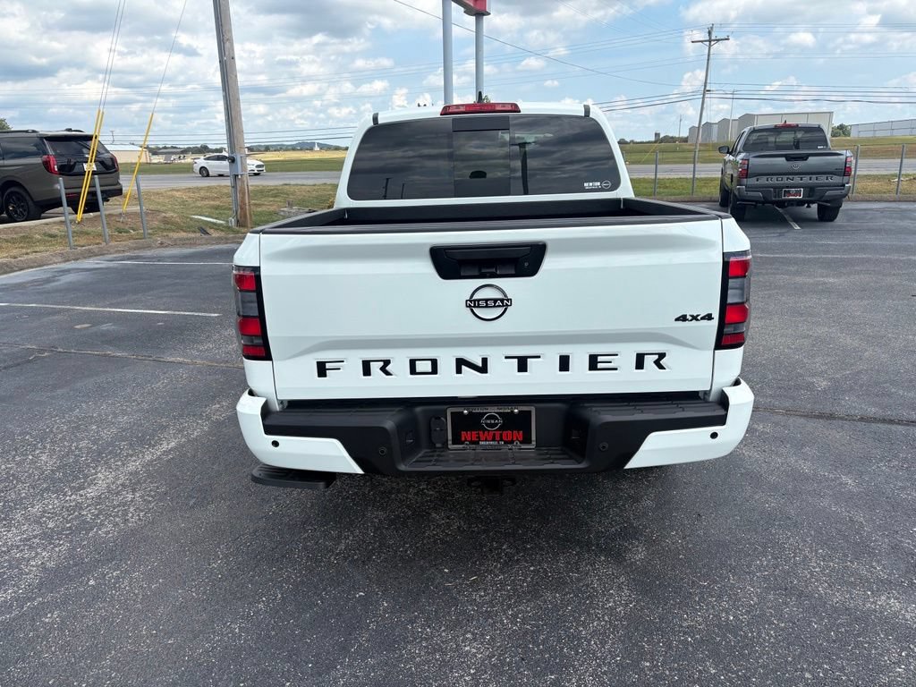 New 2027 Nissan Frontier SV w/ Tow Package AWD/4WD image 5