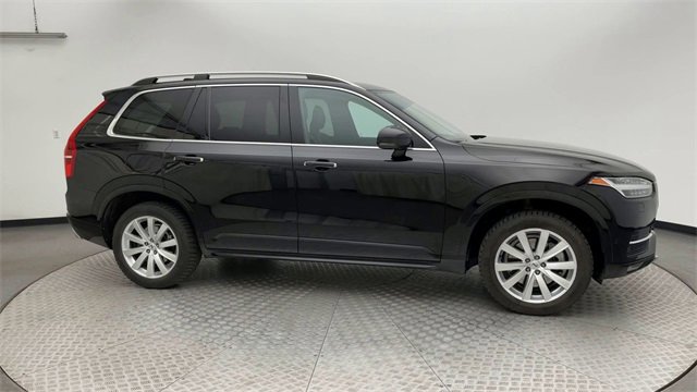 Used 2018 Volvo XC90 T6 Momentum w/ Convenience Package image 9