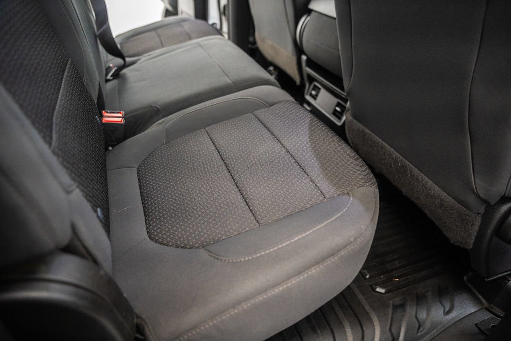 Used 2021 Chevrolet Silverado 1500 W/T w/ WT Value Package AWD/4WD image 30