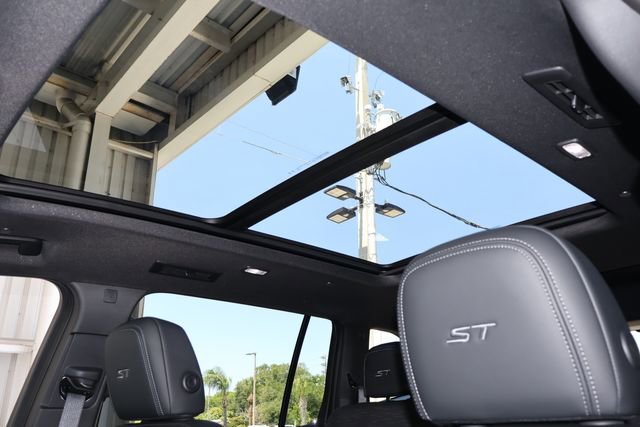 New 2026 Buick Enclave Sport Touring w/ Power Package FWD image 28