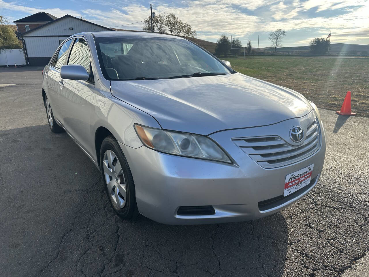 Used 2009 Toyota Camry LE image 7