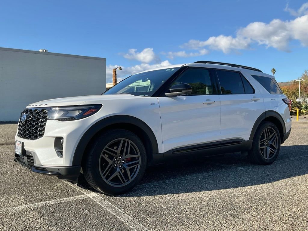 Certified 2025 Ford Explorer ST-Line w/ Premium Package image 65
