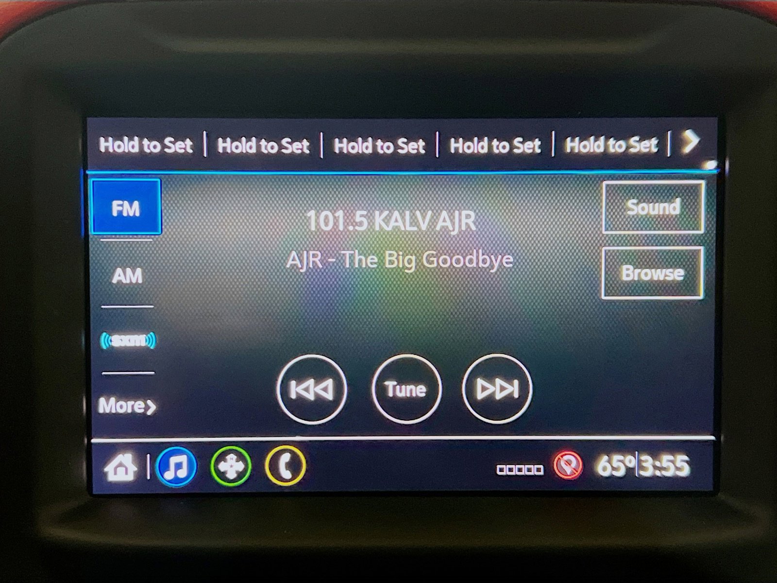 Used 2020 Chevrolet Silverado 1500 Custom w/ Custom Value Package image 10