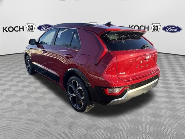 Used 2023 Kia Niro EX Touring image 5