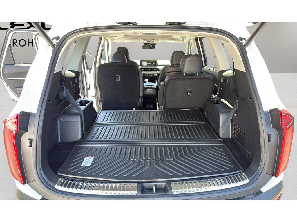Used 2020 Kia Telluride SX w/ SX Prestige Package AWD/4WD image 22