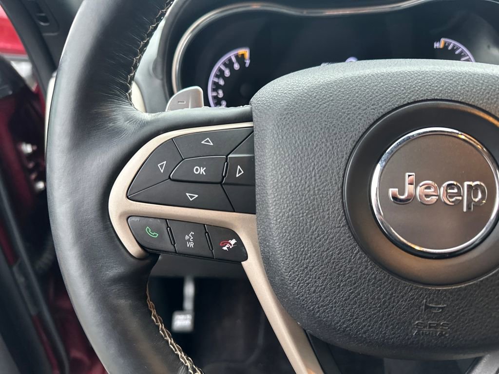 Used 2017 Jeep Grand Cherokee Overland w/ Jeep Active Safety Group image 19