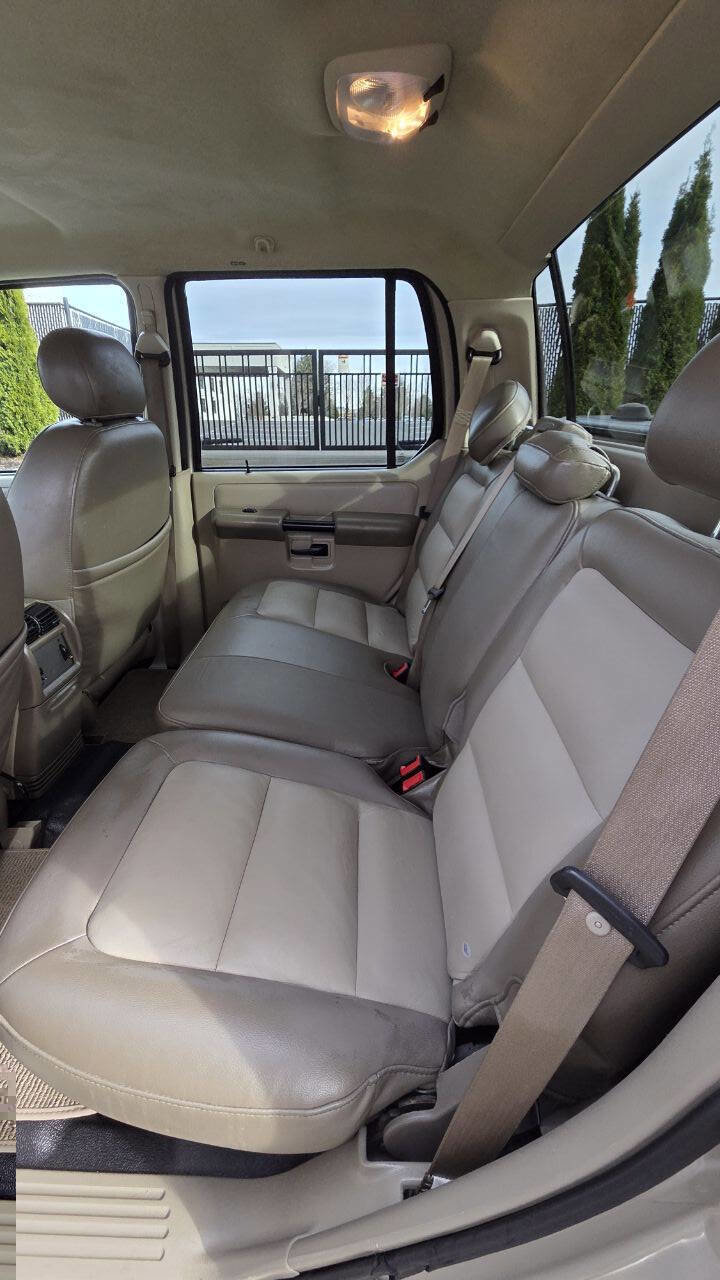 Used 2005 Ford Explorer Sport Trac XLT image 10