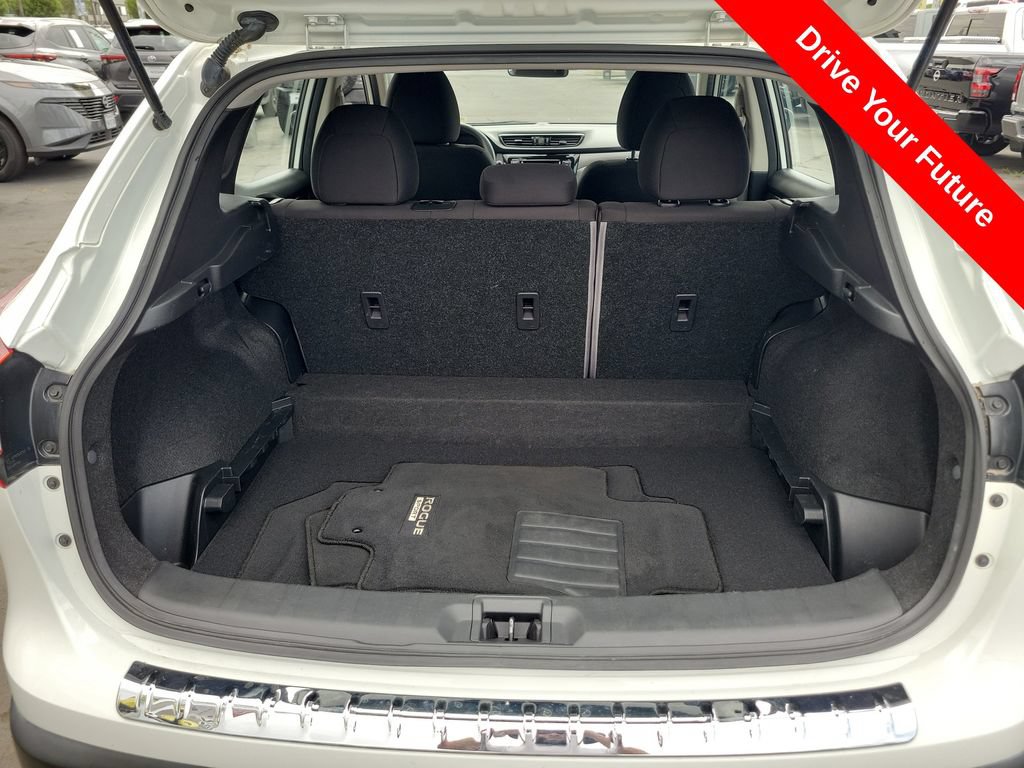 Used 2022 Nissan Rogue Sport S FWD image 26