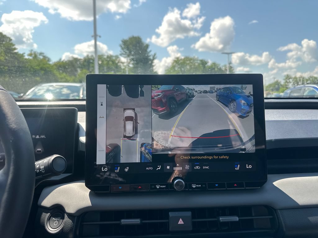 Used 2026 Toyota RAV4 XSE w/ Panoramic Sun Roof Package AWD/4WD image 25