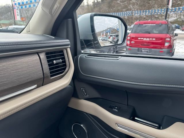 Used 2024 Ford Expedition Max Limited image 29