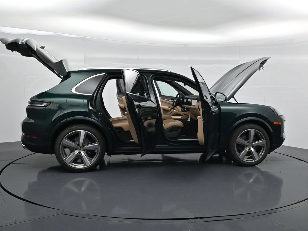 New 2026 Porsche Cayenne AWD/4WD image 22