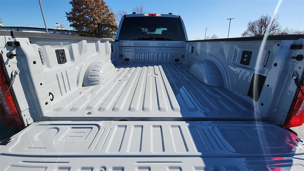New 2026 Ford F350 Lariat image 27