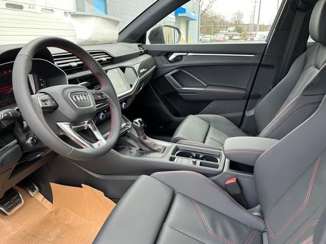 Used 2025 Audi Q3 2.0T Premium Plus w/ Premium Plus Package image 10