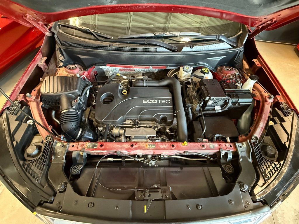 Certified 2022 GMC Terrain SLE w/ Driver Convenience Package image 10