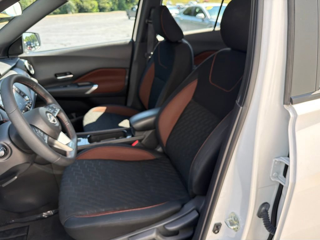Used 2022 Nissan Kicks SR FWD image 40