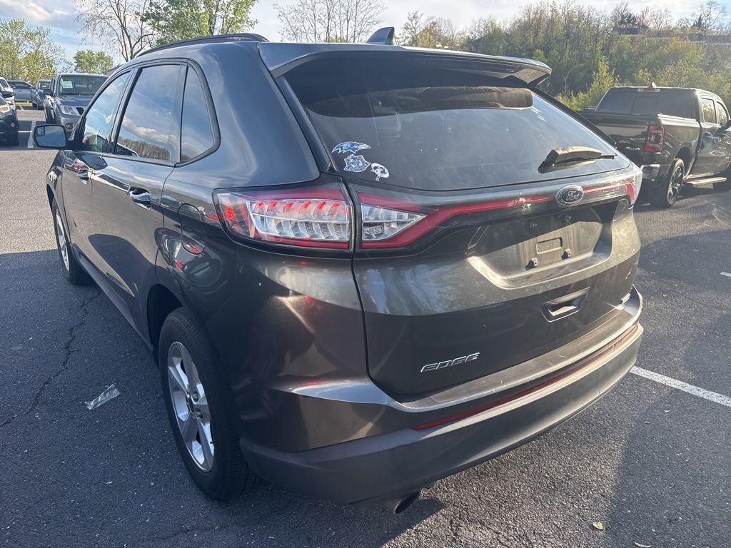 Used 2016 Ford Edge SE w/ Cargo Accessory Package image 3