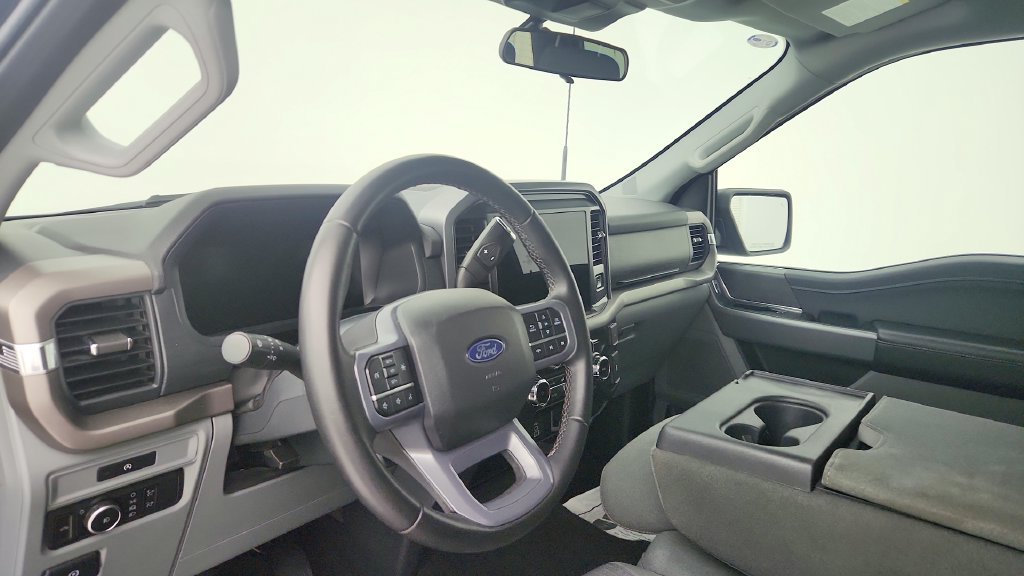 Used 2025 Ford F150 XLT w/ Equipment Group 301A Standard AWD/4WD image 13