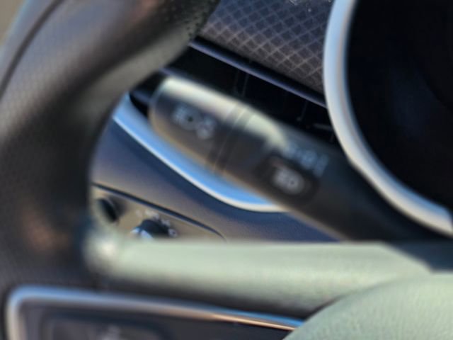 Used 2024 Chevrolet Malibu LT image 32