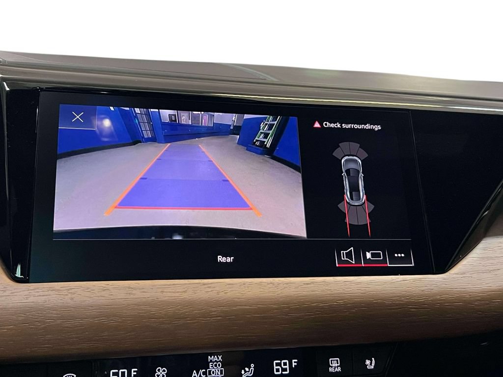 Certified 2024 Audi e-tron GT Premium Plus AWD/4WD image 4