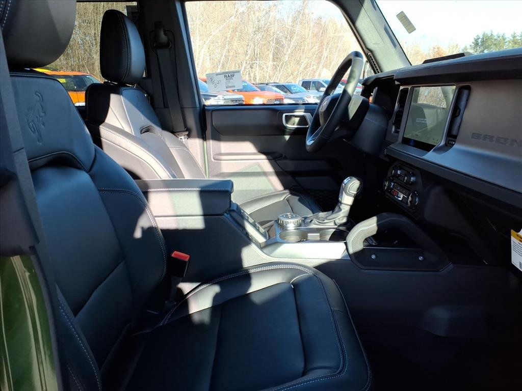 New 2025 Ford Bronco Outer Banks w/ Sasquatch Package image 9