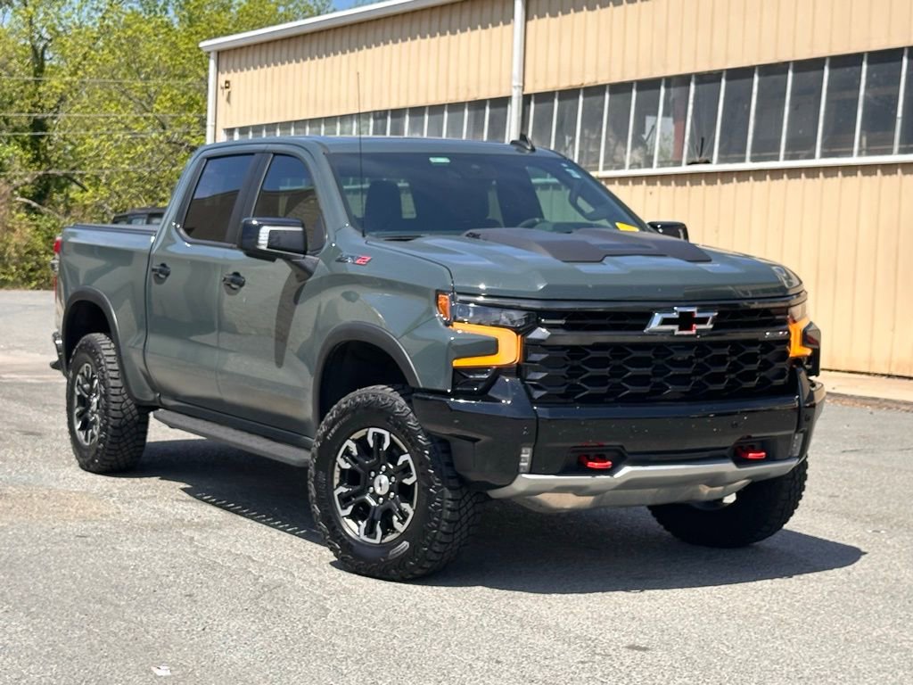 Used 2025 Chevrolet Silverado 1500 ZR2 w/ Technology Package AWD/4WD image 52