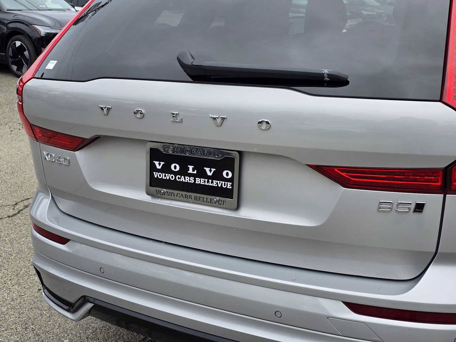 Certified 2023 Volvo XC60 B5 Ultimate AWD/4WD image 16