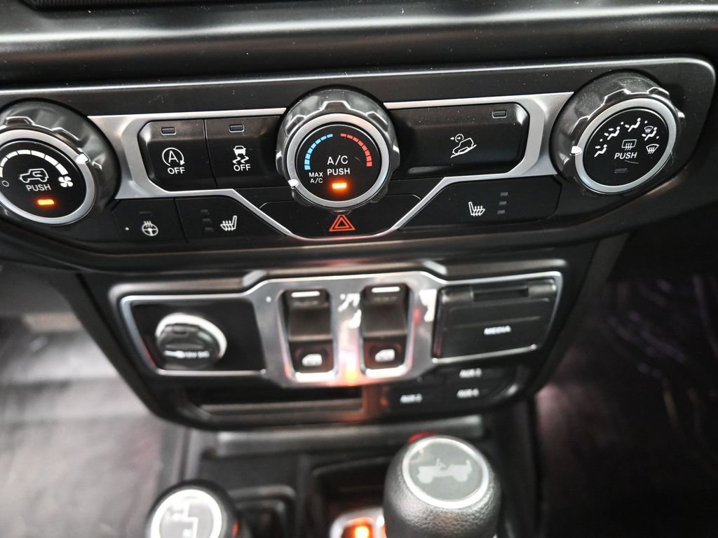 Used 2020 Jeep Wrangler Sport image 9