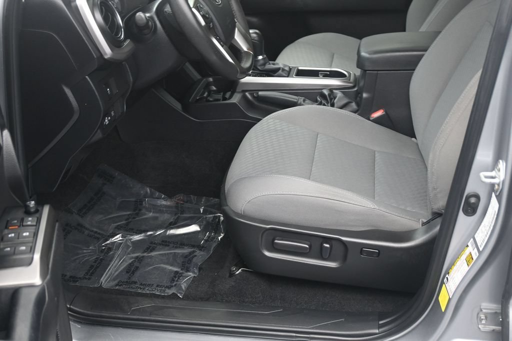 Used 2023 Toyota Tacoma SR5 RWD image 10
