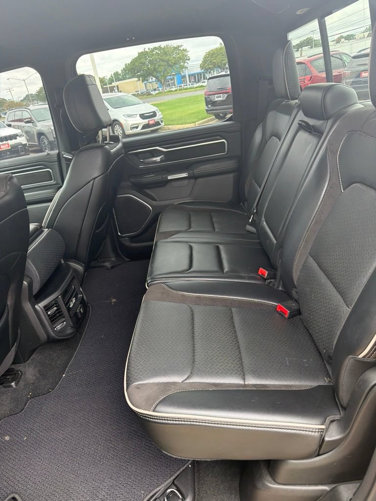 Used 2023 RAM 1500 Laramie AWD/4WD image 16