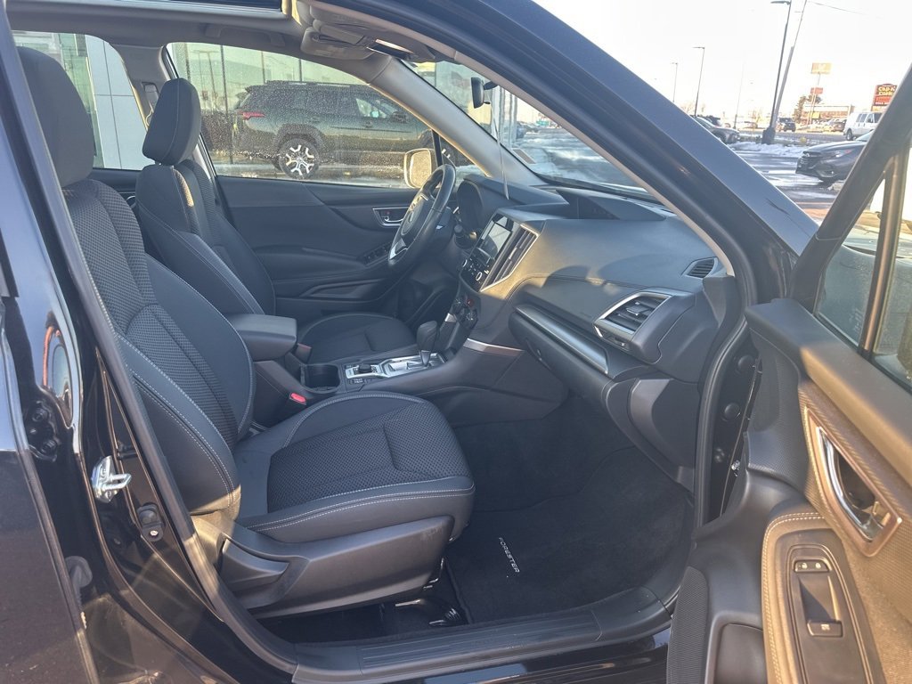 Certified 2023 Subaru Forester Premium image 7