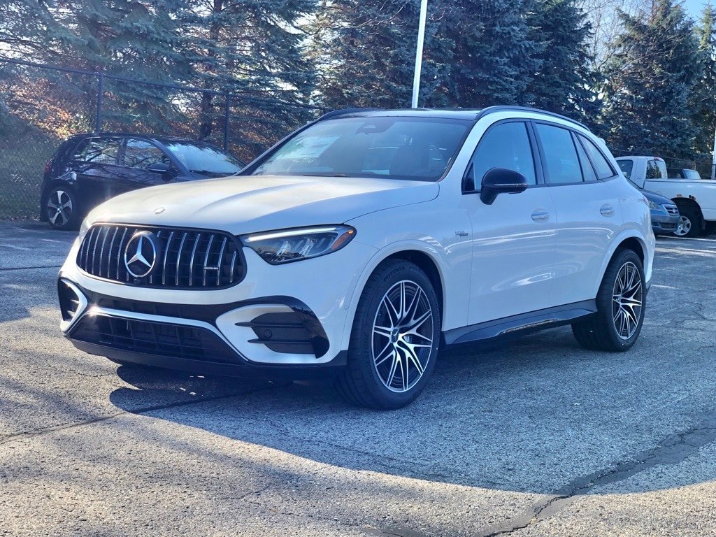 New 2026 Mercedes-Benz GLC 43 AMG 4MATIC image 3