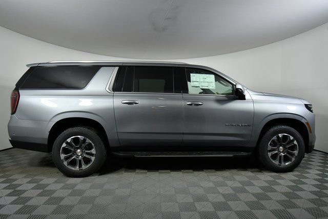 New 2026 Chevrolet Suburban LS AWD/4WD image 15