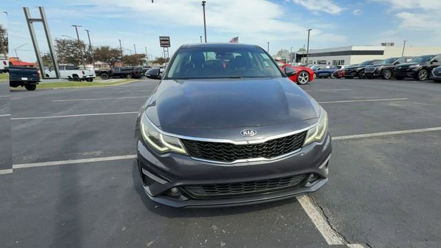Used 2019 Kia Optima S w/ S Panoramic Sunroof Package FWD image 3
