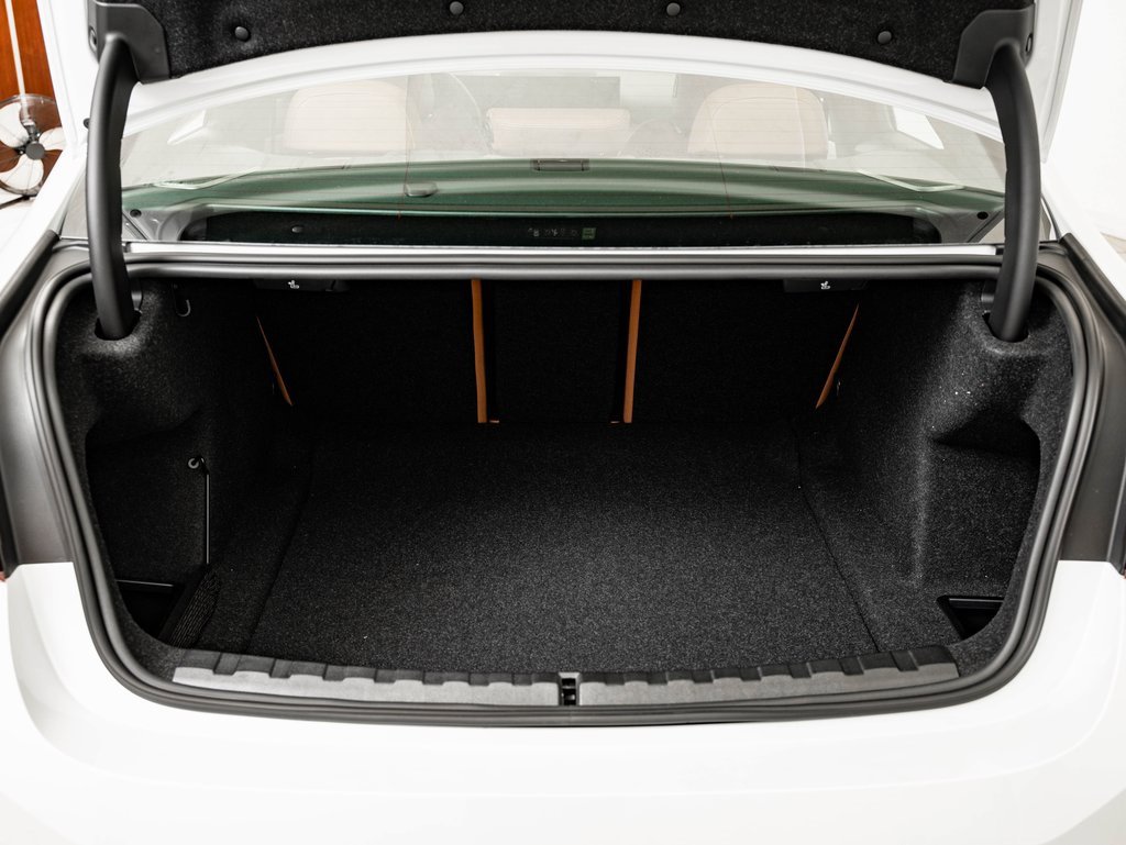 New 2026 BMW 330i xDrive Sedan w/ Premium Package image 20