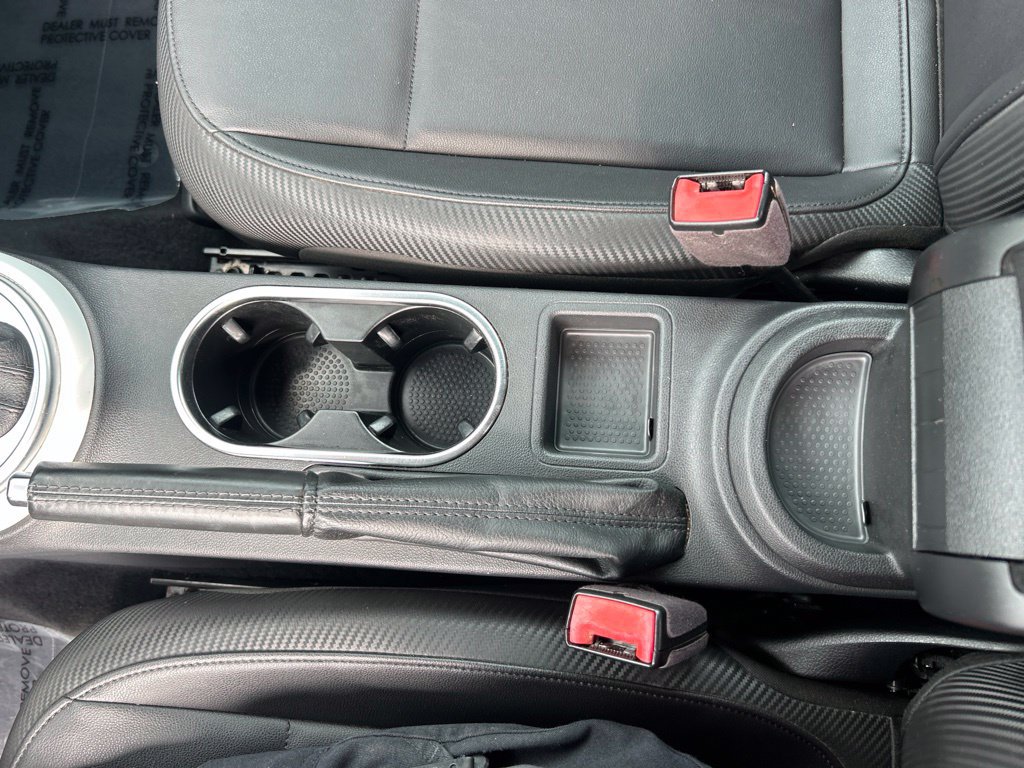 Used 2018 Volkswagen Beetle 2.0T S FWD image 29