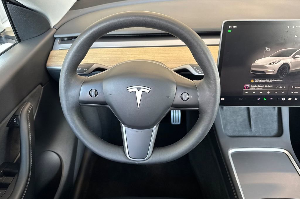 Used 2022 Tesla Model Y Performance AWD/4WD image 14